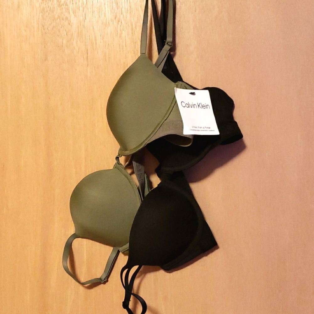 2 Calvin Klein Bras